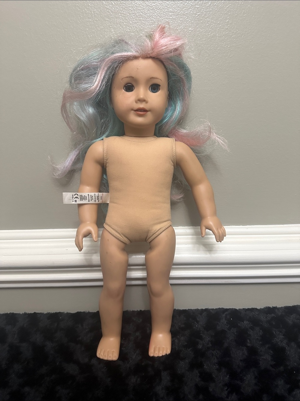 2018 American Girl truly me doll pastel hair